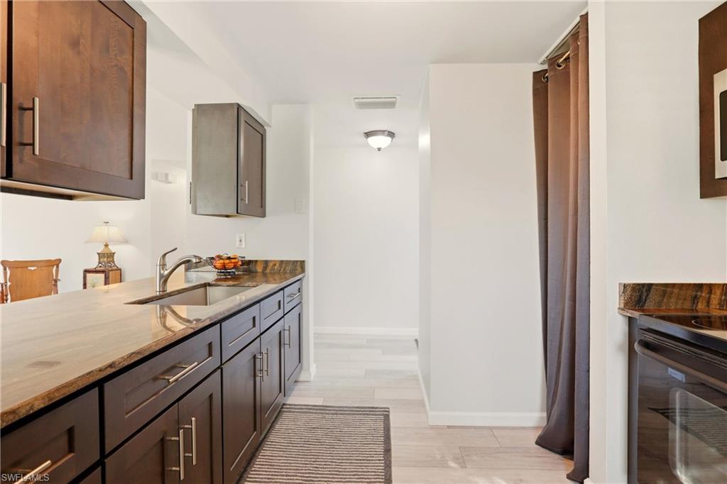 GOLDEN GATE CITY - Residential