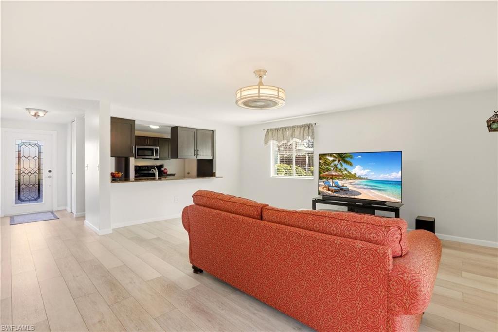 GOLDEN GATE CITY - Residential