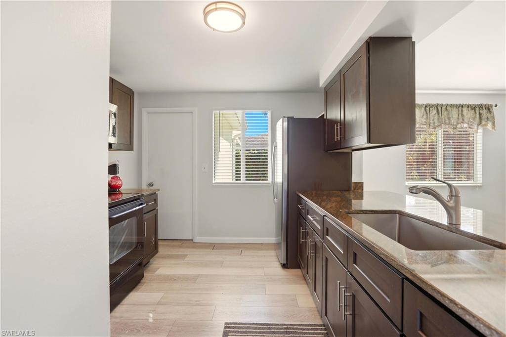 GOLDEN GATE CITY - Residential