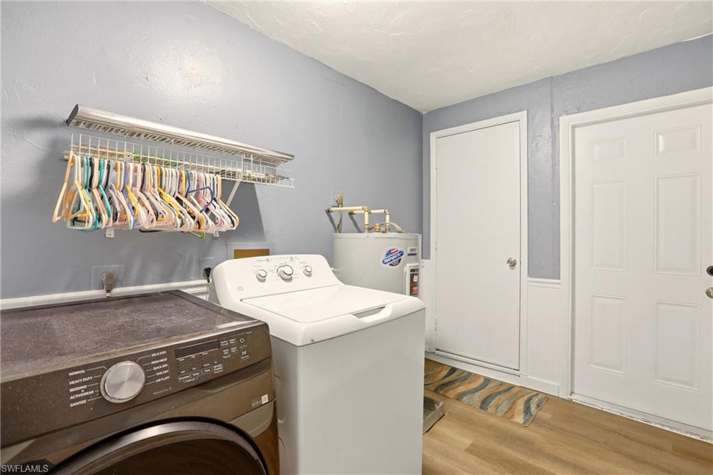 GOLDEN GATE CITY - Residential