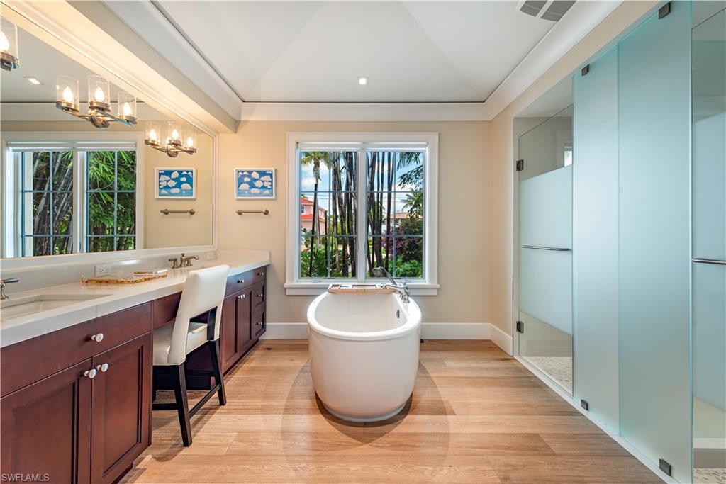 ROYAL HARBOR - Residential