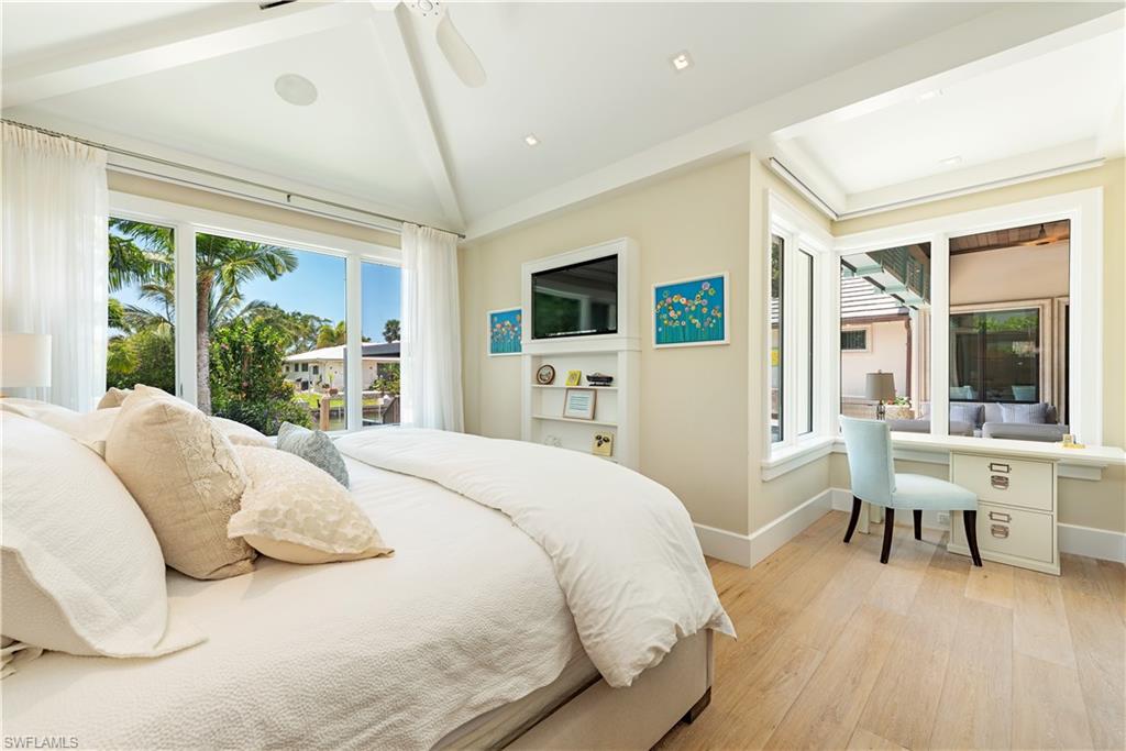 ROYAL HARBOR - Residential