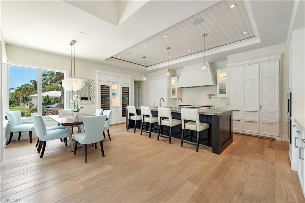 ROYAL HARBOR - Residential