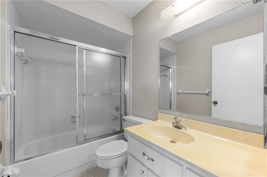 BEACH VILLA CONDO - Residential