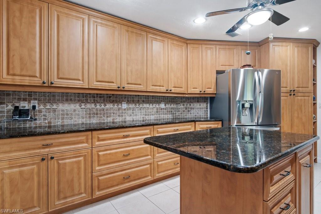 WILLOUGHBY ACRES - Residential