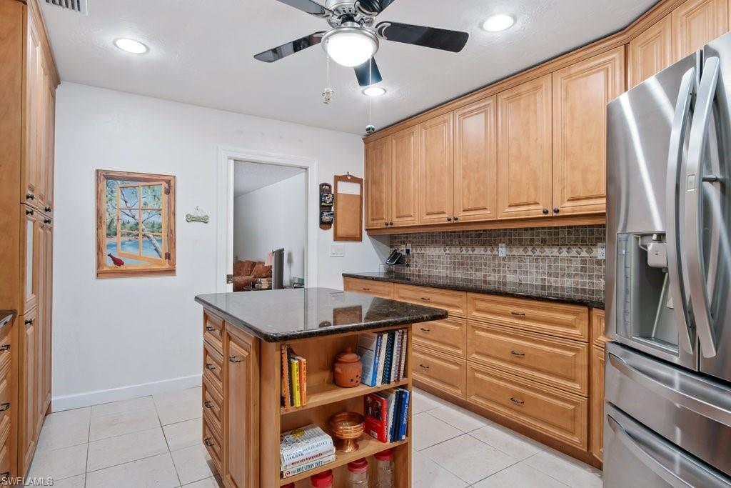 WILLOUGHBY ACRES - Residential