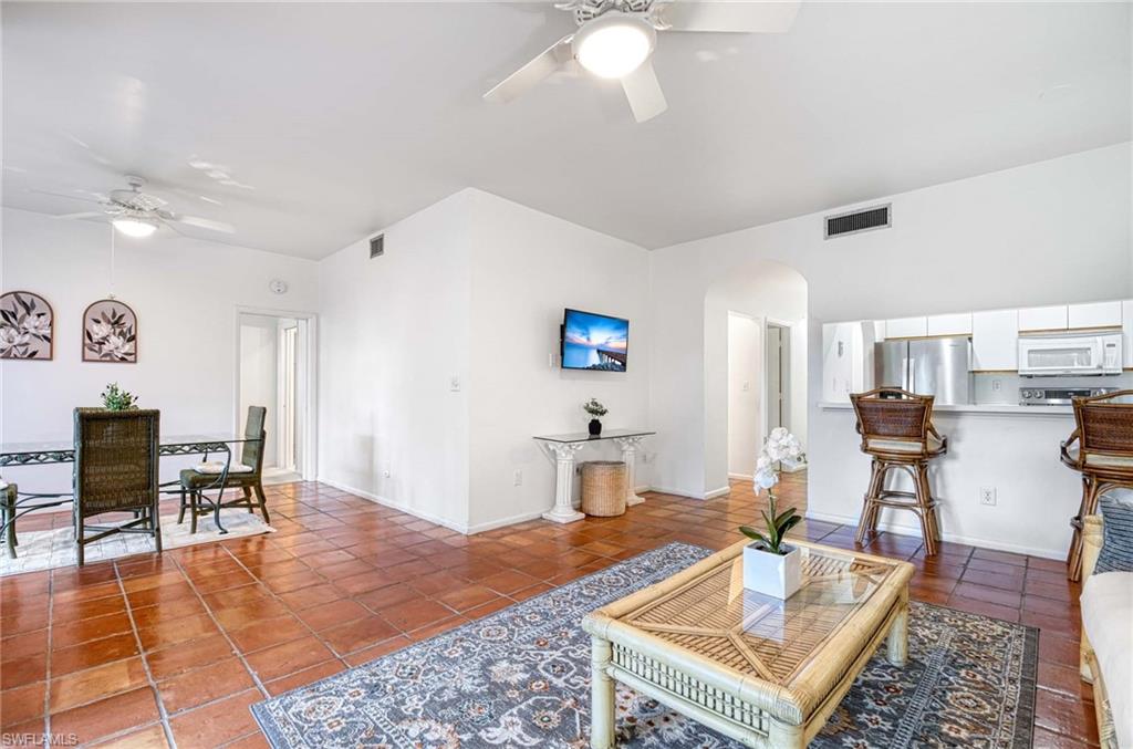 WORLD TENNIS CENTER - Residential