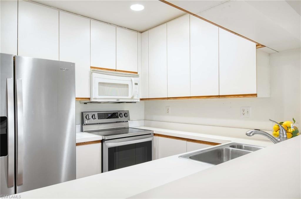 WORLD TENNIS CENTER - Residential