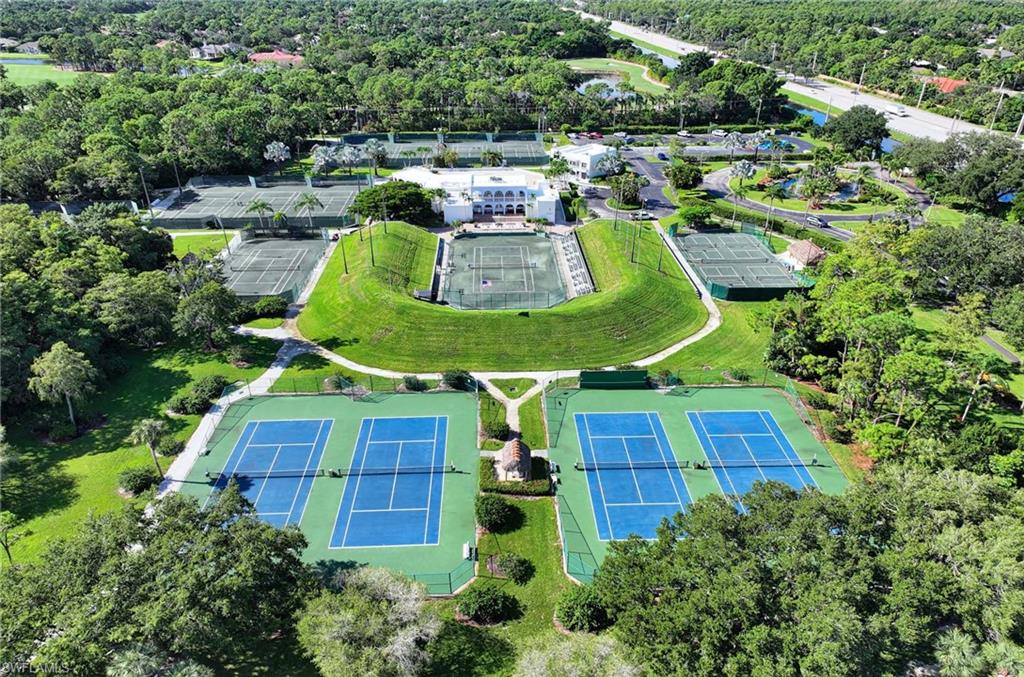 WORLD TENNIS CENTER - Residential