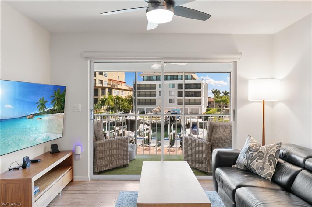 PELICAN PERCH - Residential