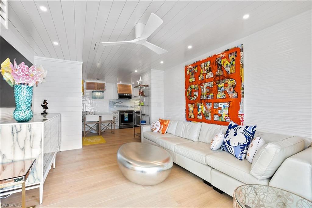 VILLE DE MARCO - Residential