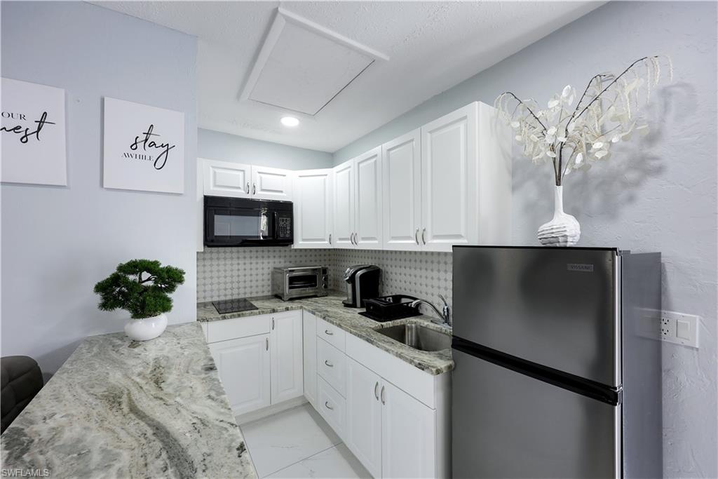 LOGAN WOODS - Residential