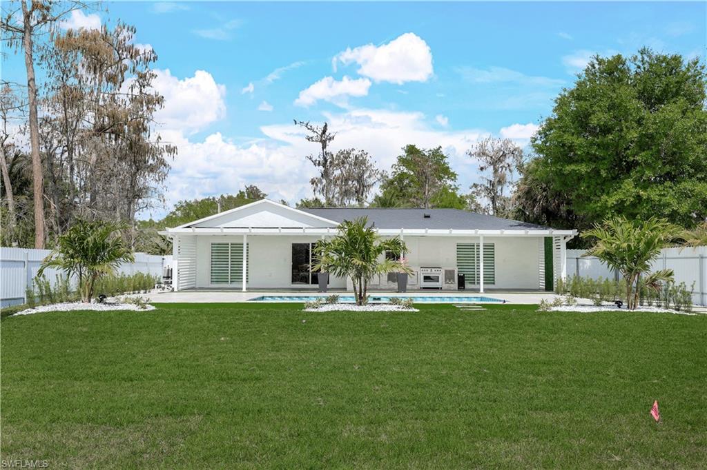 LOGAN WOODS - Residential