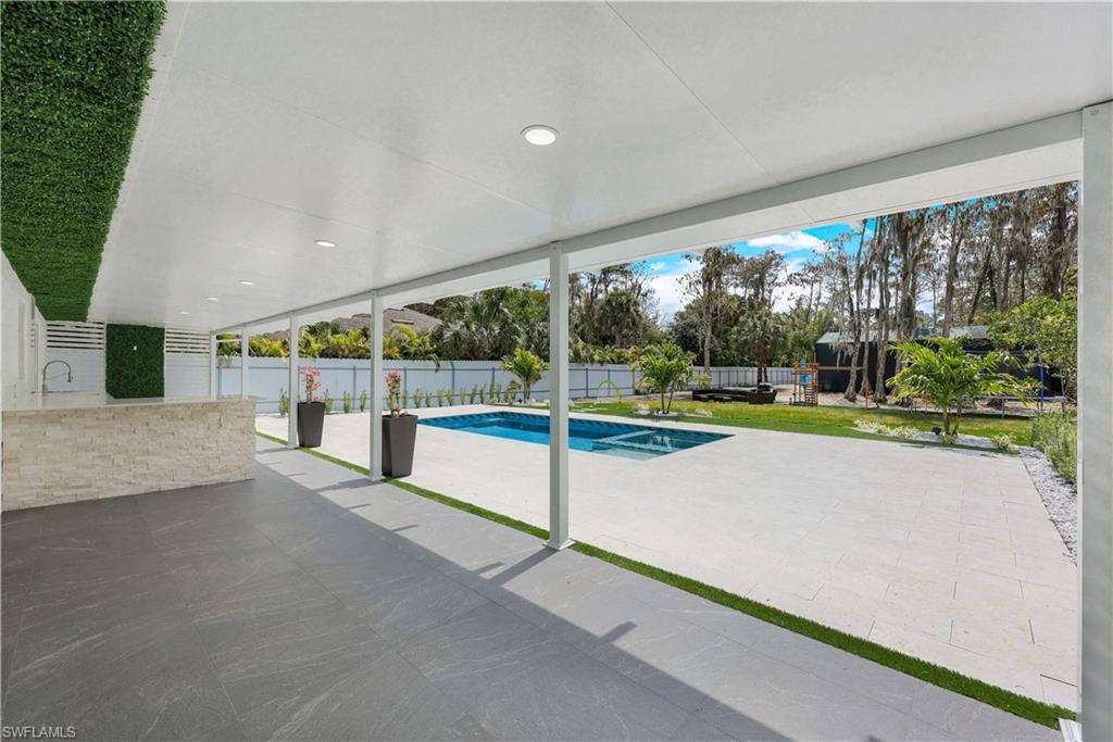 LOGAN WOODS - Residential