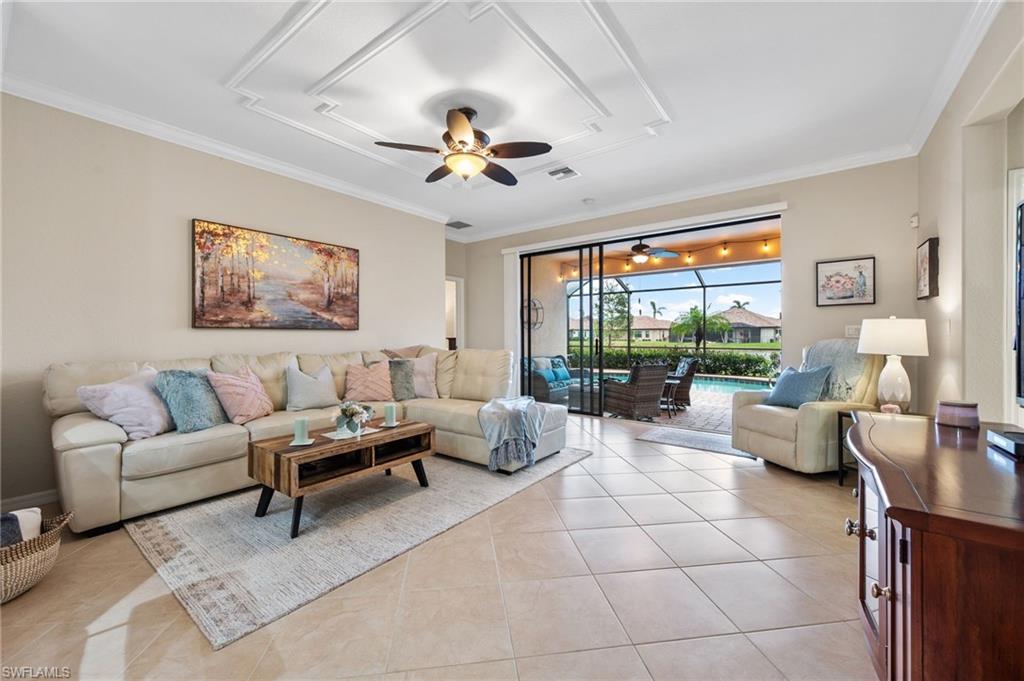 REFLECTION ISLES - Residential