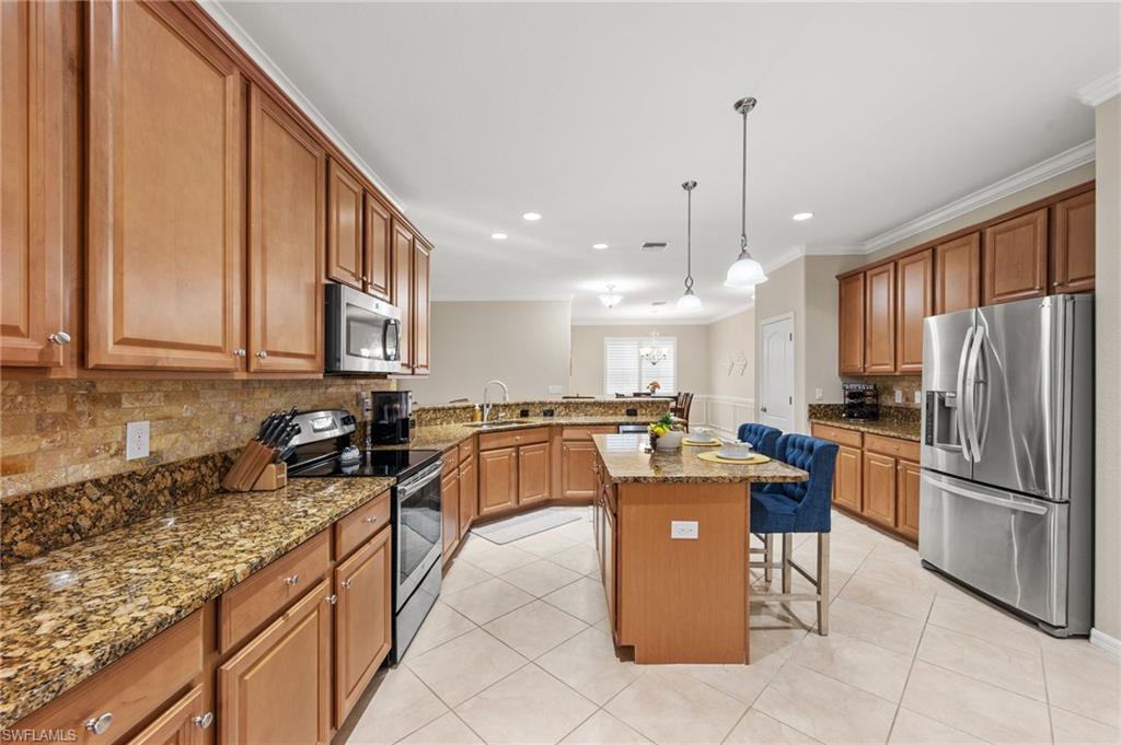 REFLECTION ISLES - Residential