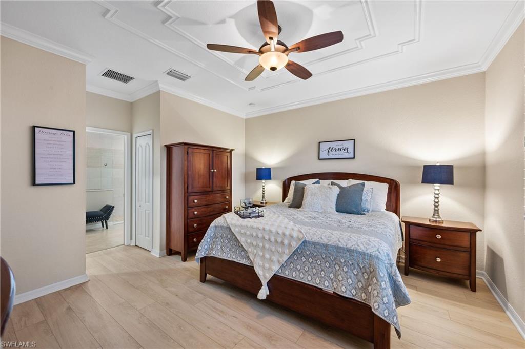 REFLECTION ISLES - Residential