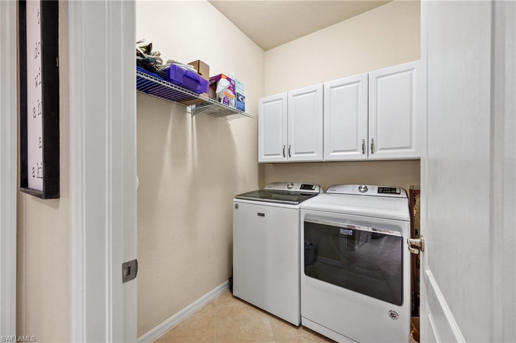 REFLECTION ISLES - Residential