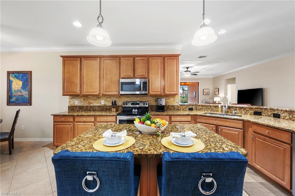 REFLECTION ISLES - Residential