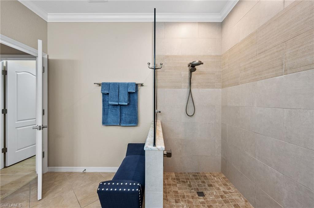 REFLECTION ISLES - Residential