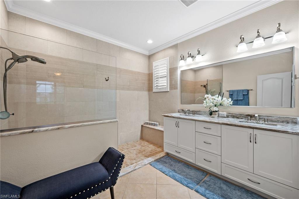 REFLECTION ISLES - Residential