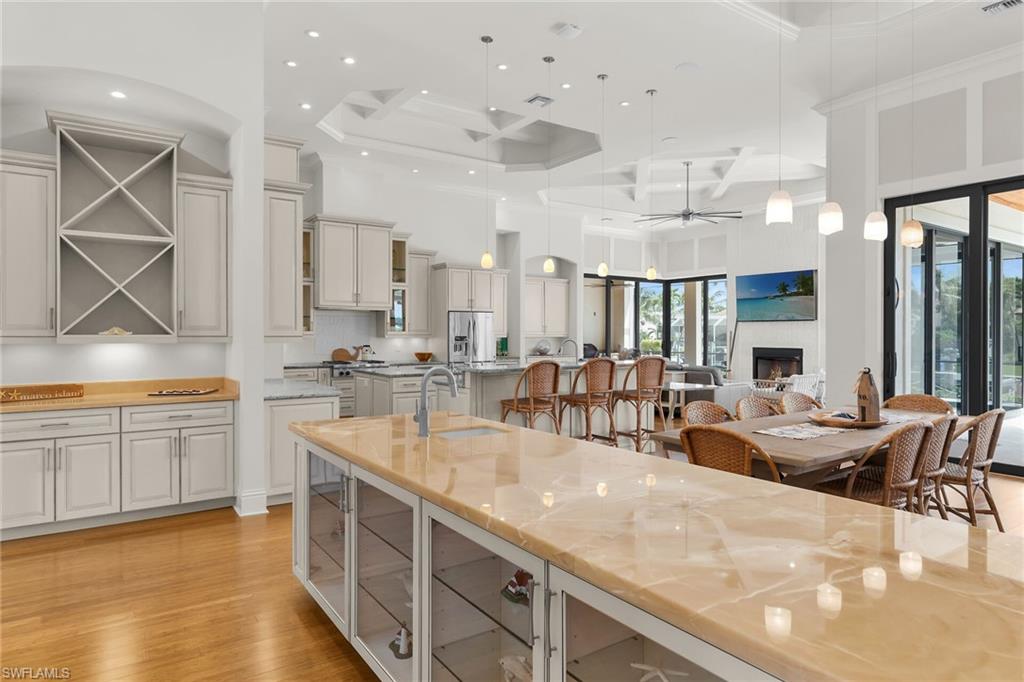 MARCO ISLAND - Residential