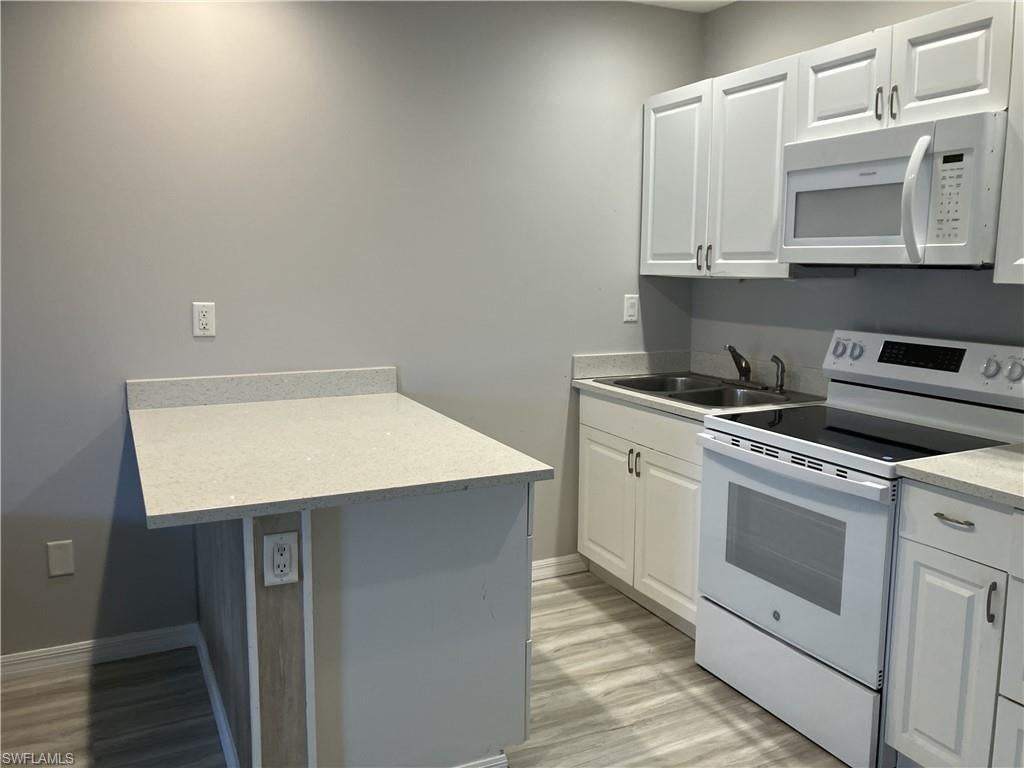 1062 Hartley AVE 208