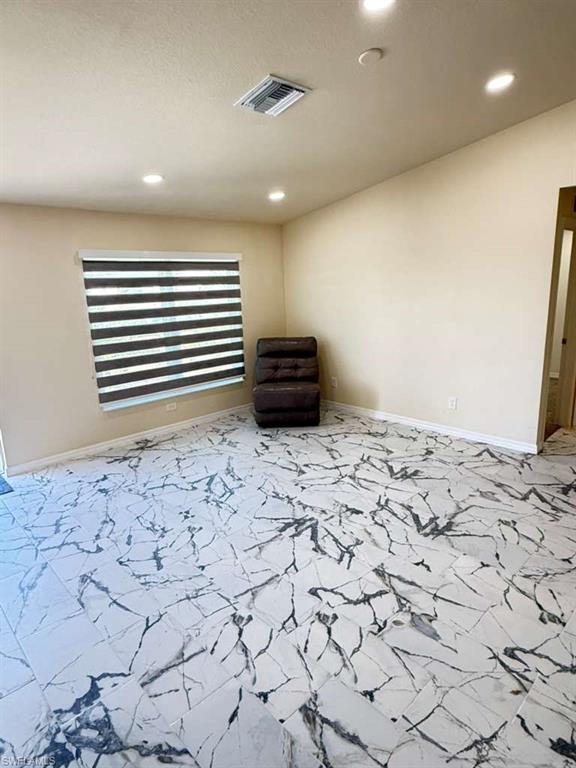 LABELLE - Residential Lease