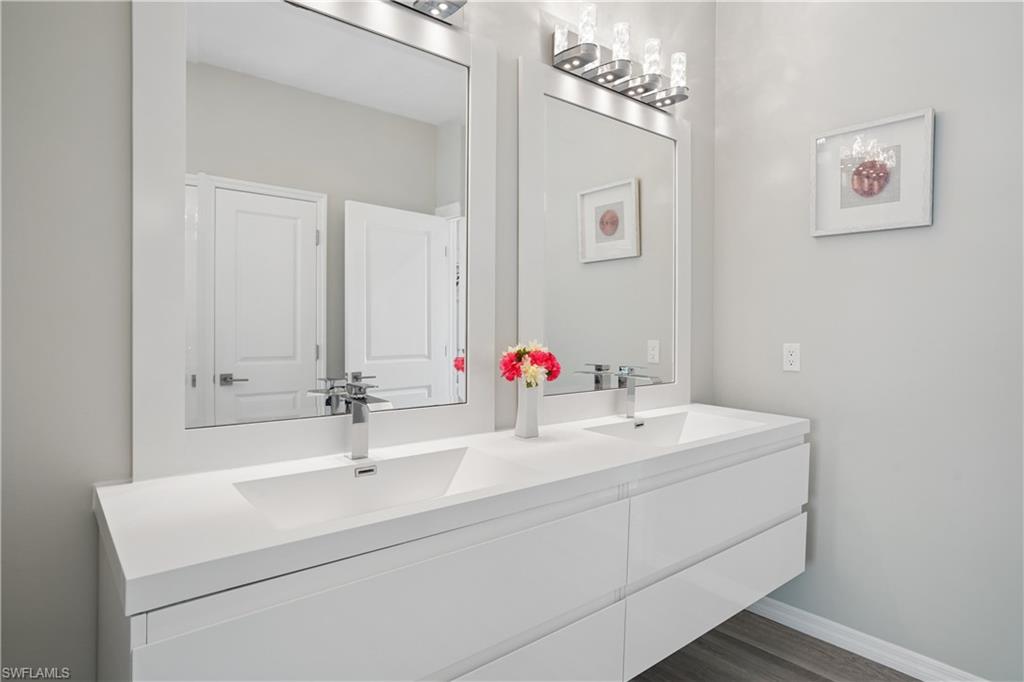 MARCO BEACH - Residential