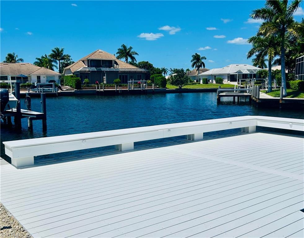 MARCO BEACH - Residential