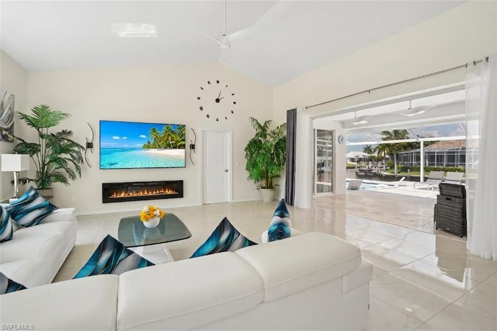 MARCO BEACH - Residential