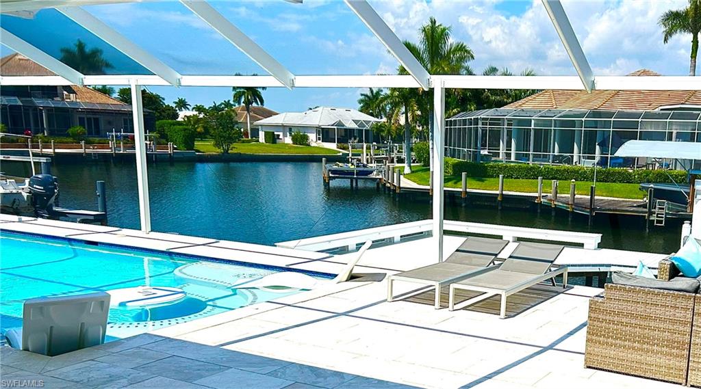 MARCO BEACH - Residential