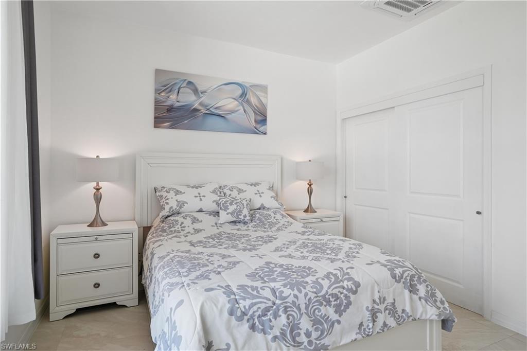 MARCO BEACH - Residential