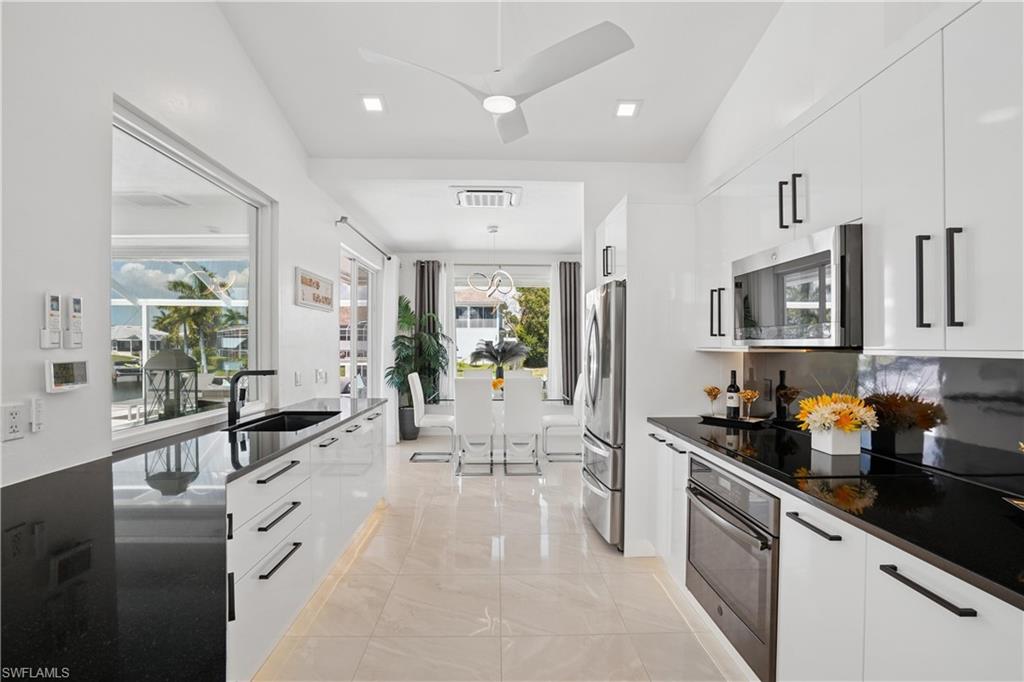 MARCO BEACH - Residential