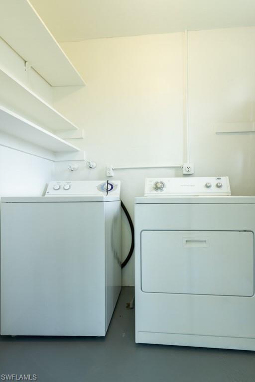 COCOHATCHEE MANOR - Residential