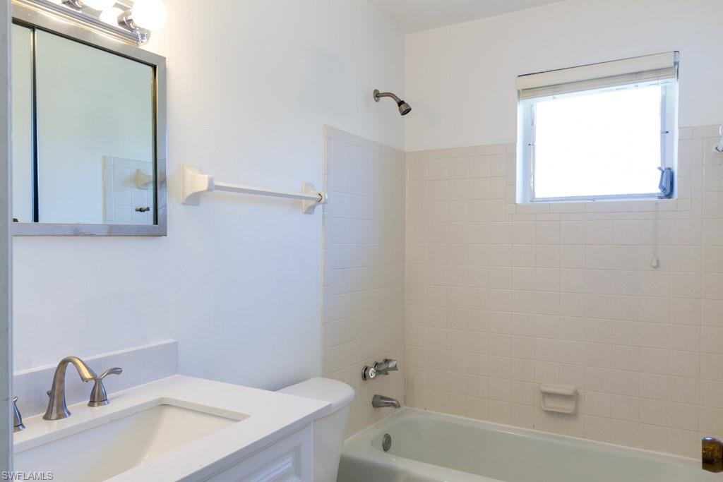 COCOHATCHEE MANOR - Residential