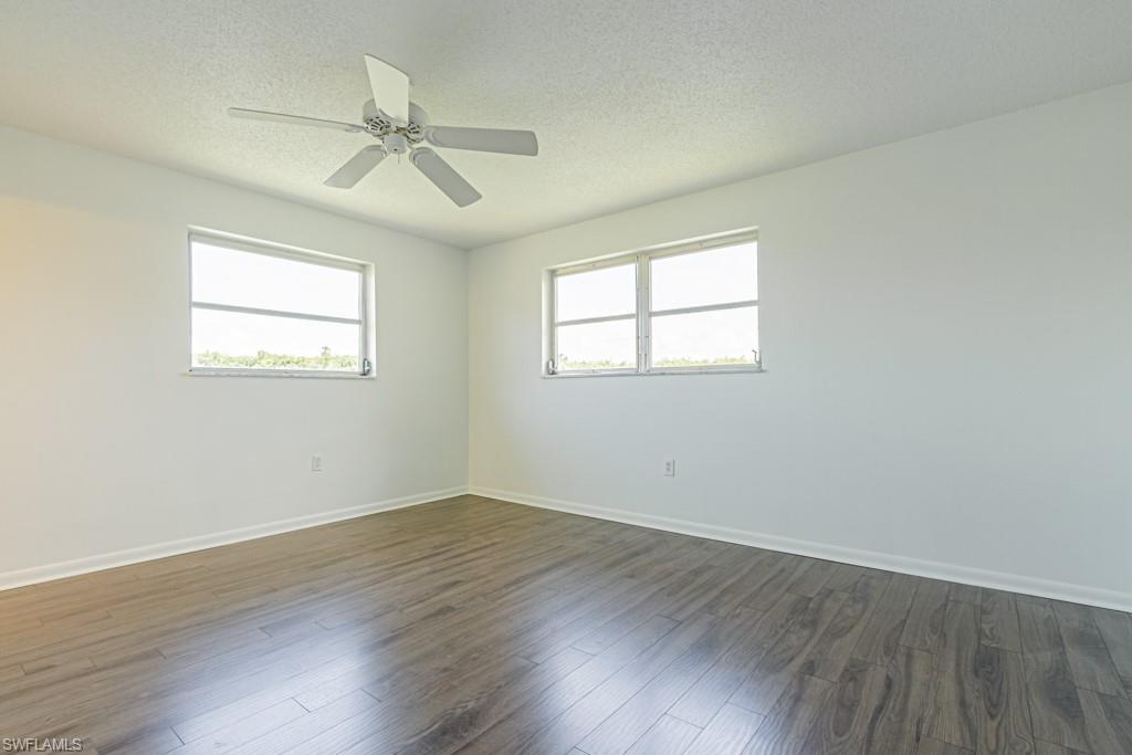 COCOHATCHEE MANOR - Residential