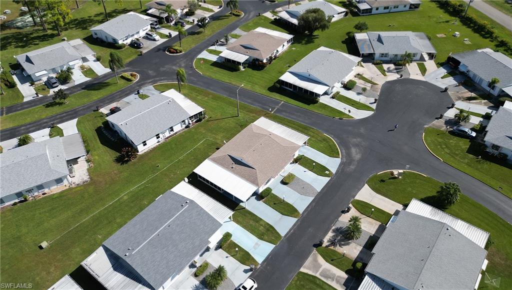 PINEWOOD CONDOMINIUM - Residential