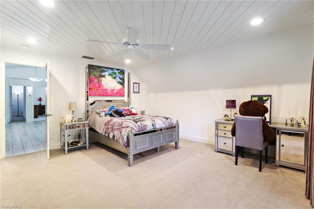 PINE RIDGE - Residential