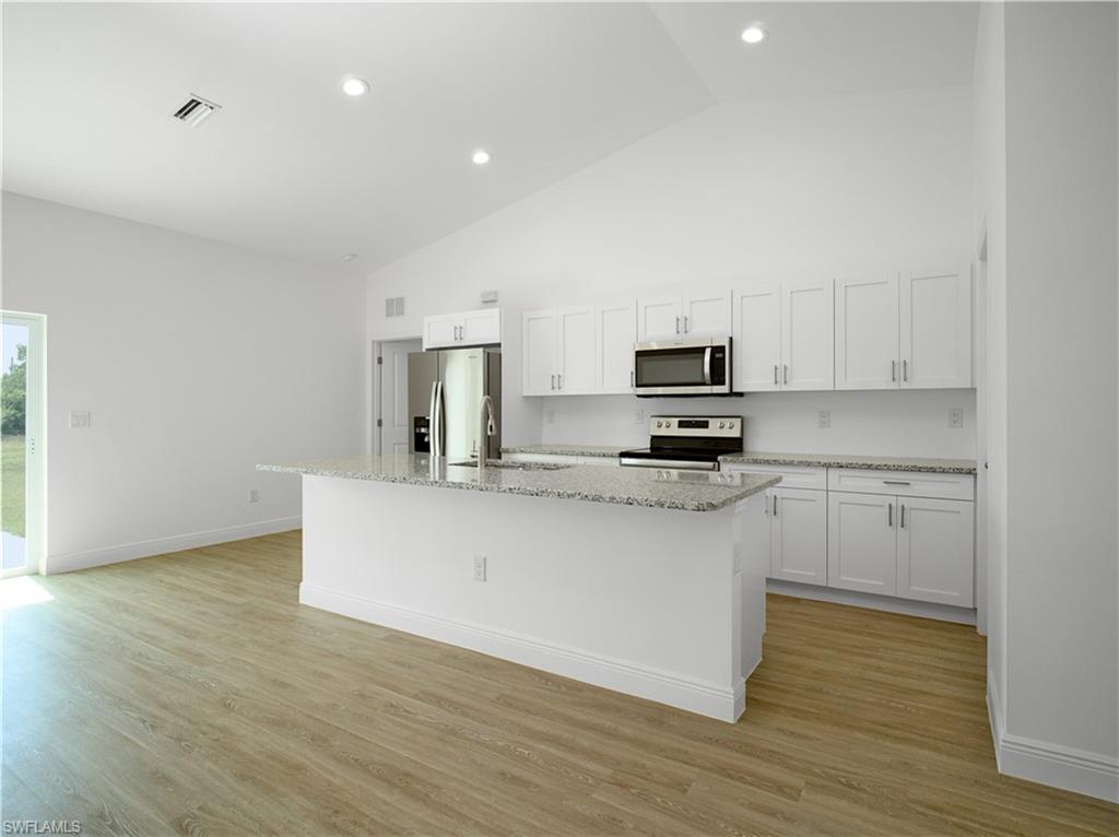 PORT LABELLE - Residential Lease