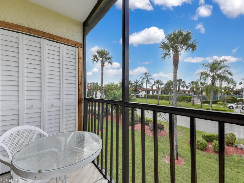 FAIRWAYS AT PAR FOUR - Residential