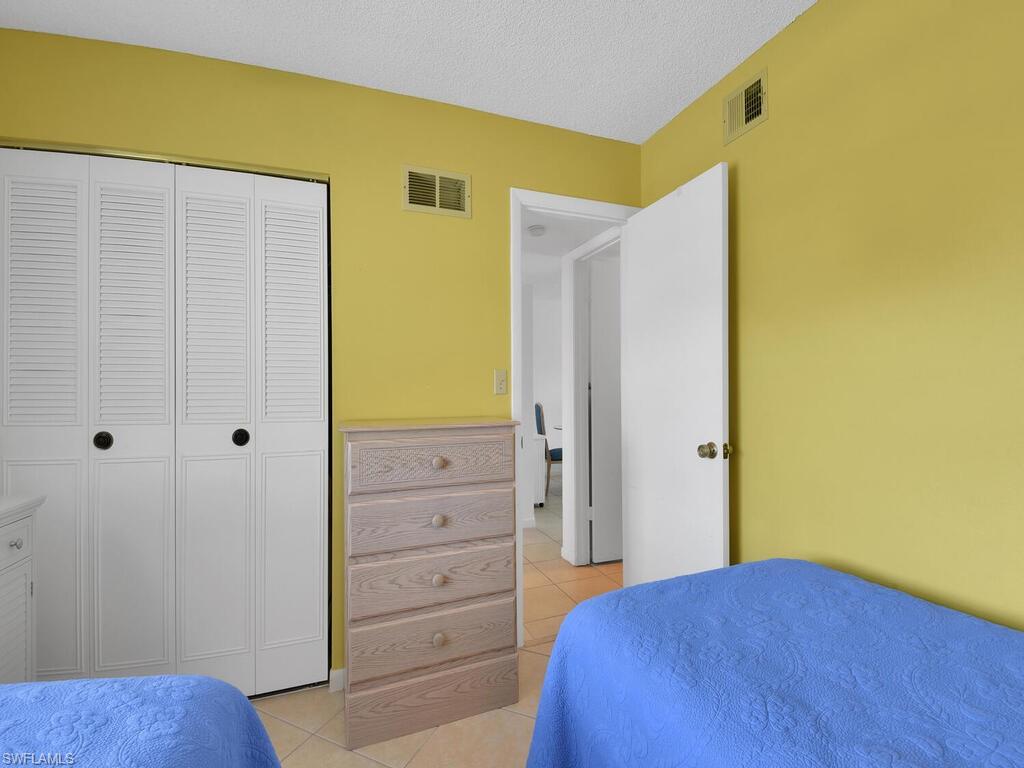 FAIRWAYS AT PAR FOUR - Residential