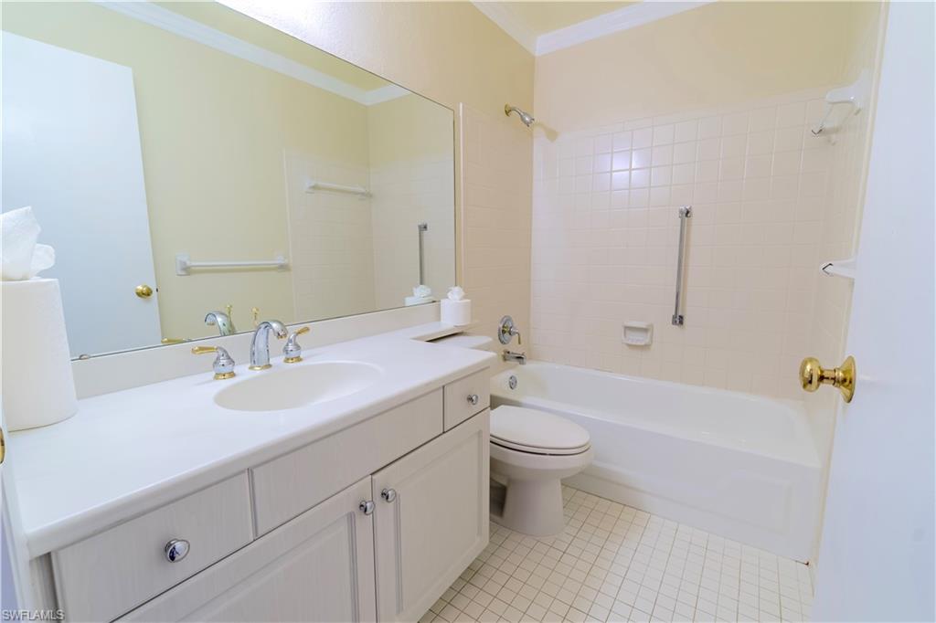 SEVEN LAKES - Residential