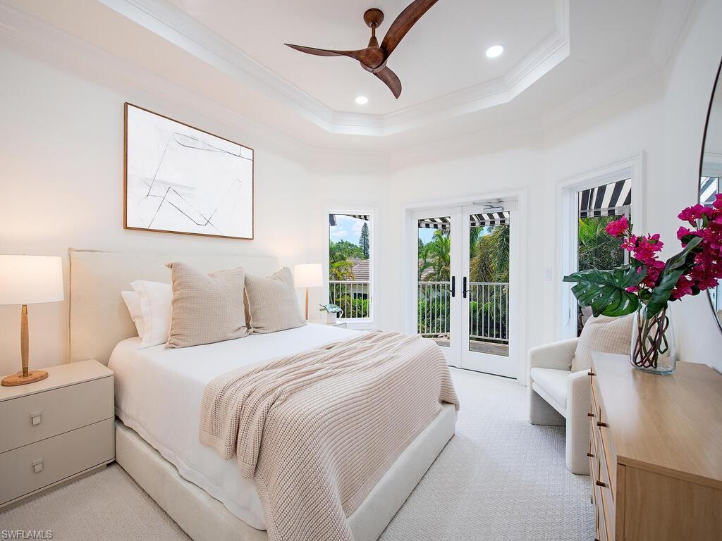 MOORINGS - Residential