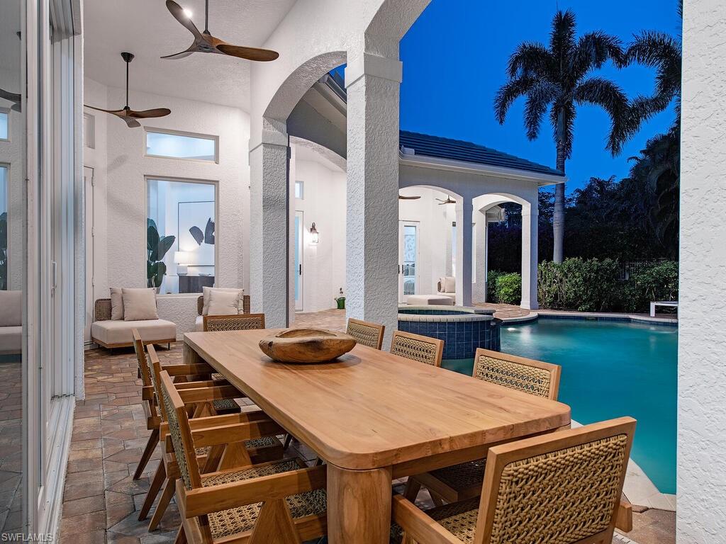 MOORINGS - Residential