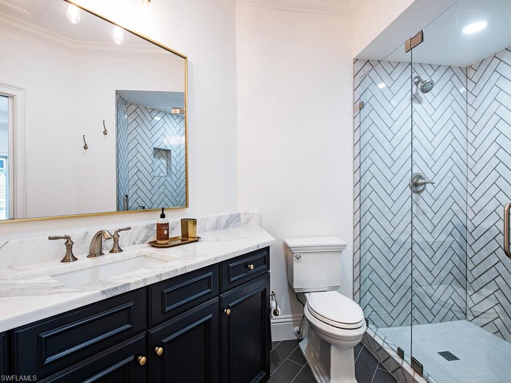 MOORINGS - Residential