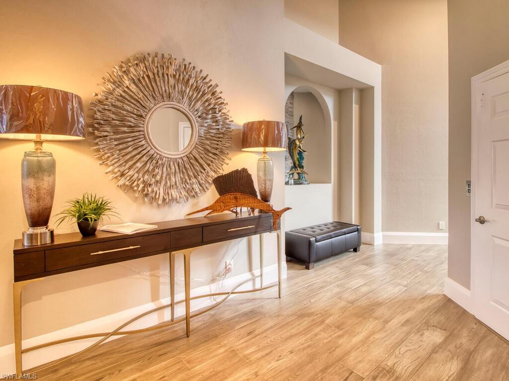 COLONADE - Residential