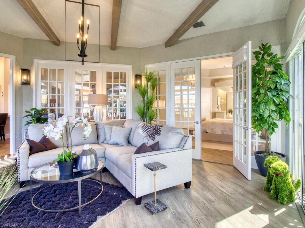 COLONADE - Residential