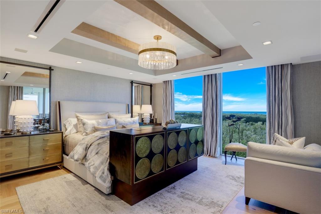 MYSTIQUE - Residential