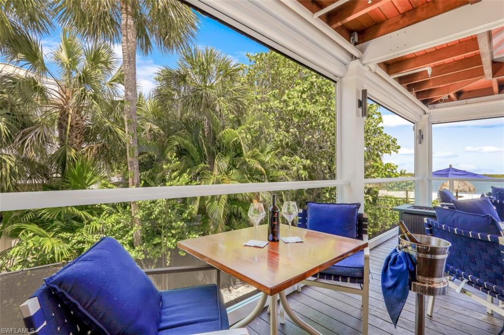 HIDEAWAY BEACH - Land